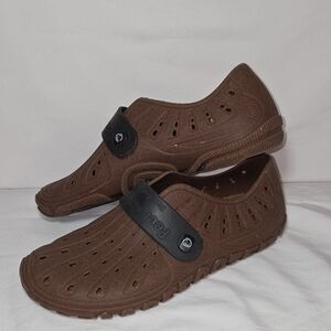 Barefooters "Feel Great" Minimalist Slip-on Shoe